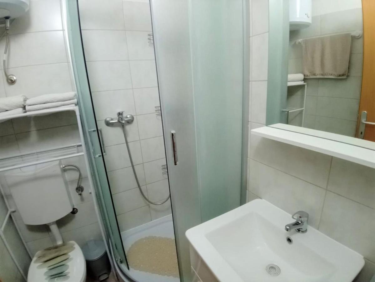 Apartment Karlito Kaštela المظهر الخارجي الصورة